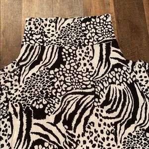 Black/white maxi skirt